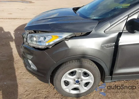 2017 Ford Escape Titanium z USA, uszkodzony, nr VIN 1FMCU0J92HUB02821